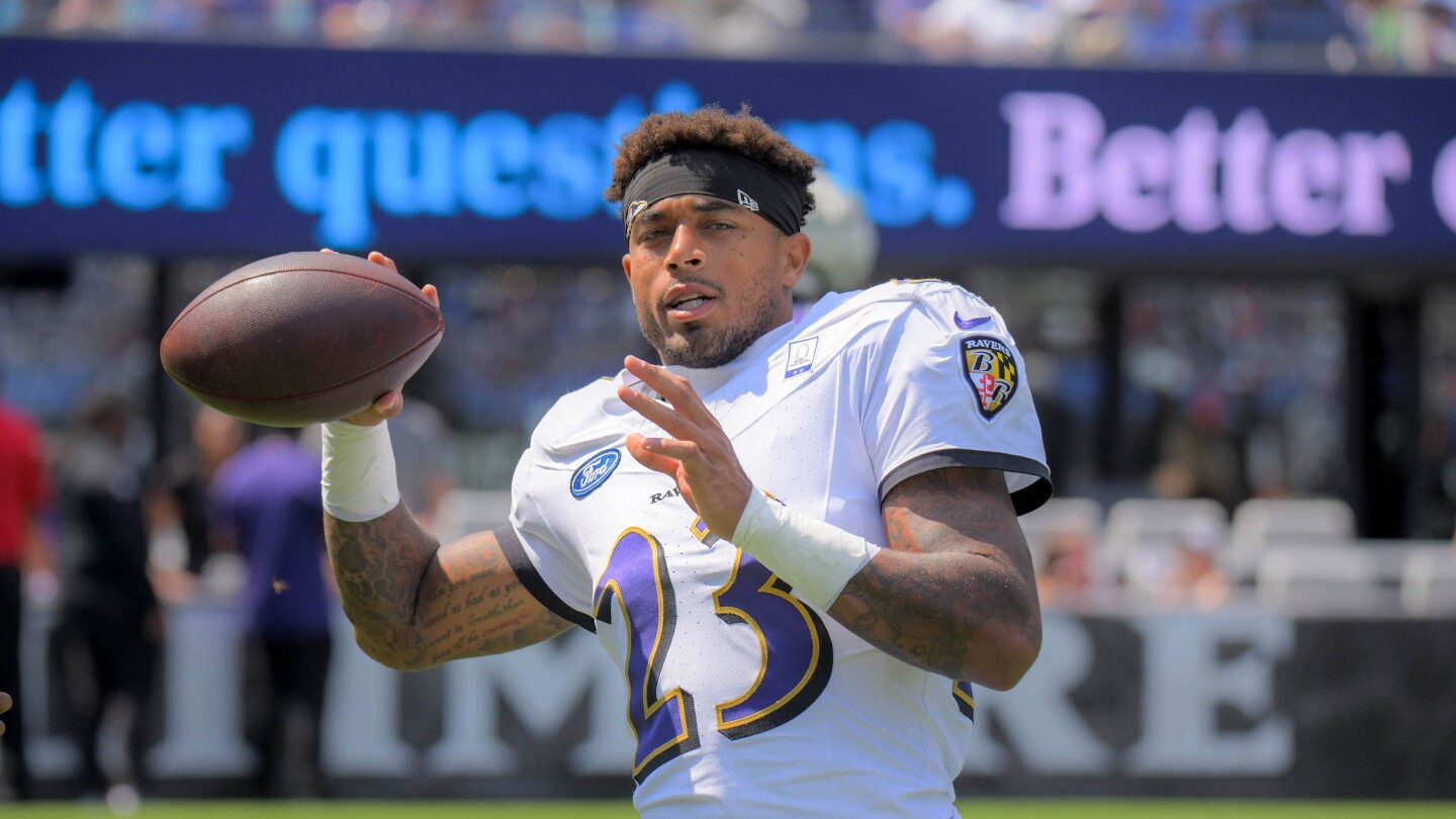  Jaire Alexander steps away from football