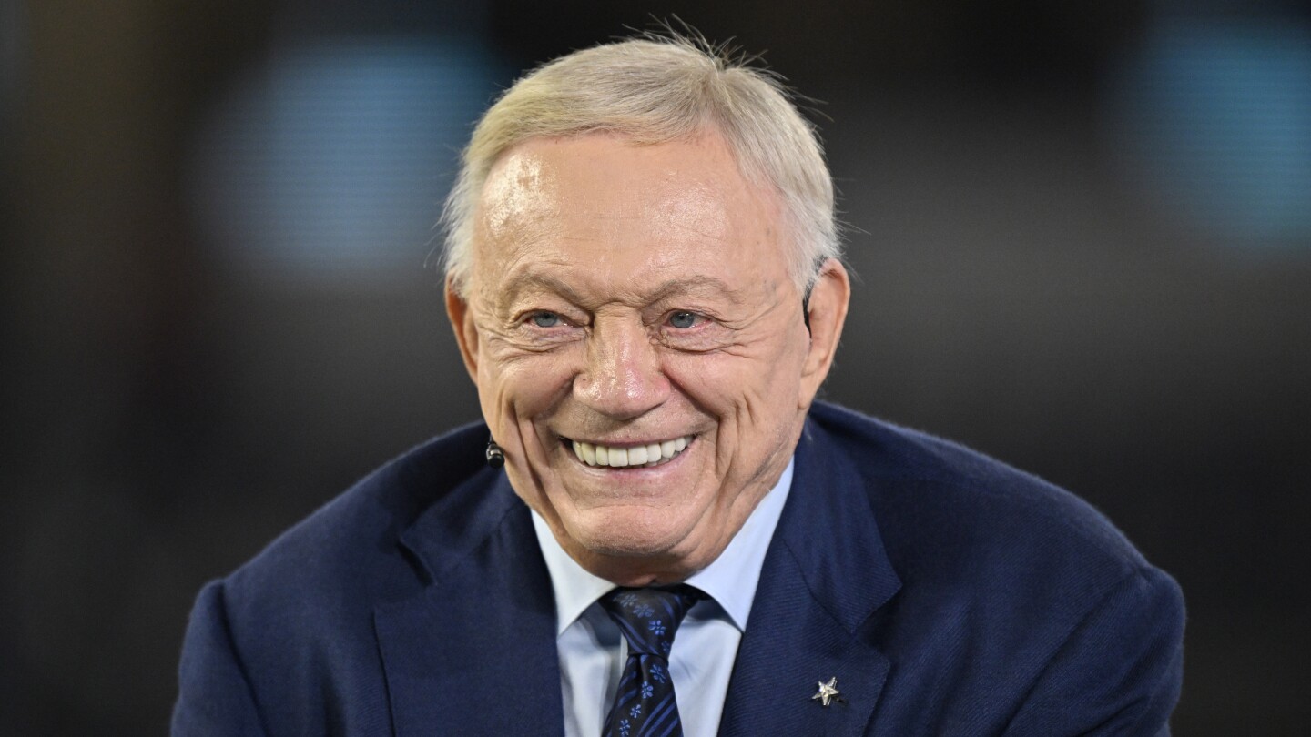  Jerry Jones on his trade talk: It’s not a done deal, but I’m leaning toward doing it