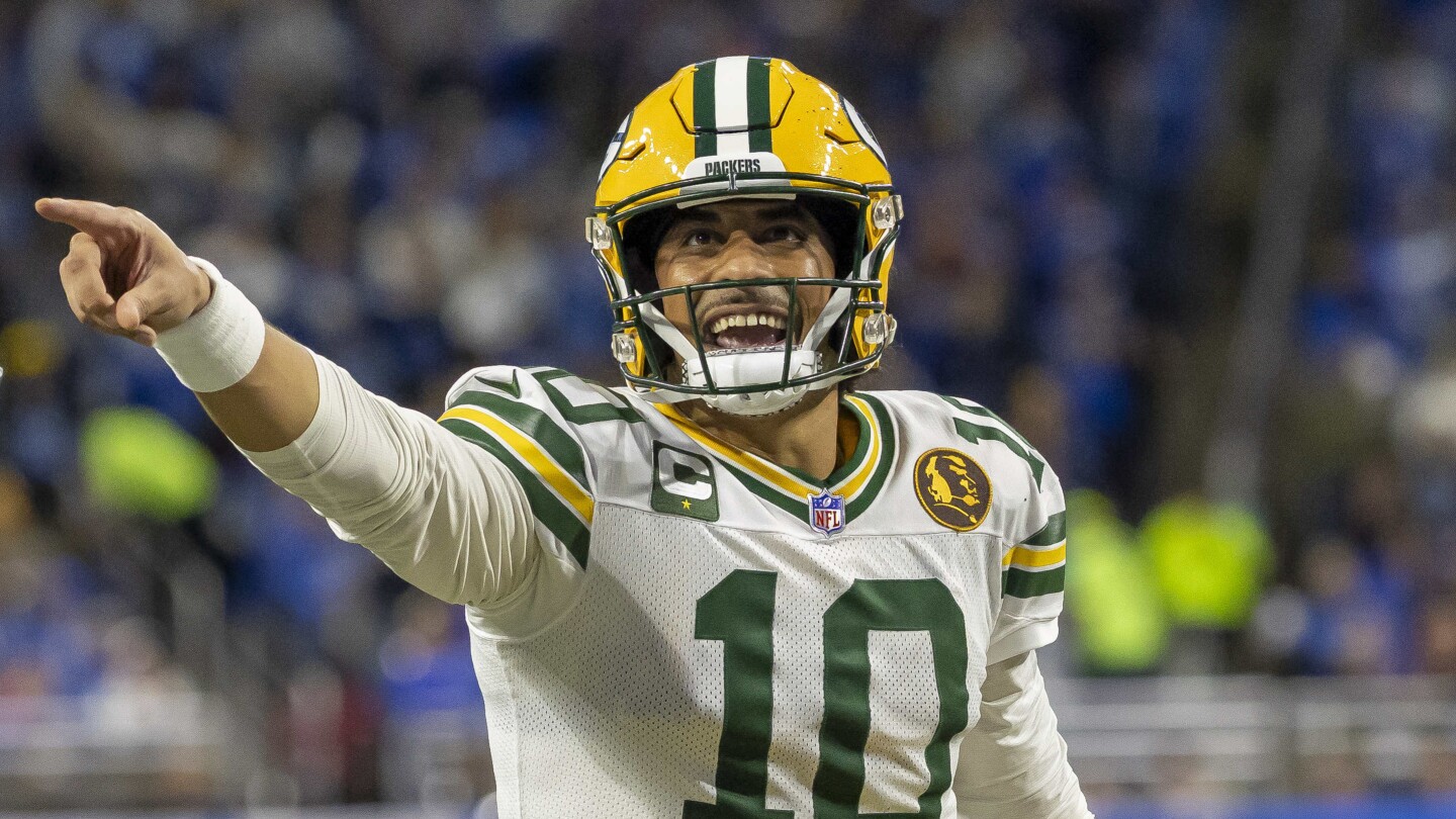  Jordan Love throws four TDs, Packers beat Lions 31-24
