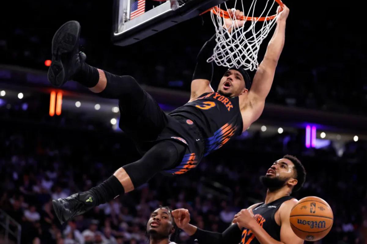  Josh Hart delivers histpric Knicks performance in win