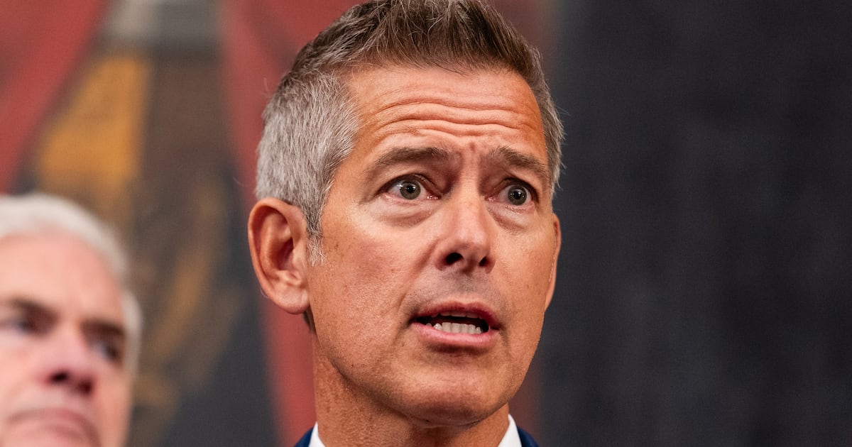  Trump’s Transport Goon Sean Duffy Mocked Over Travel Dress Code Obsession