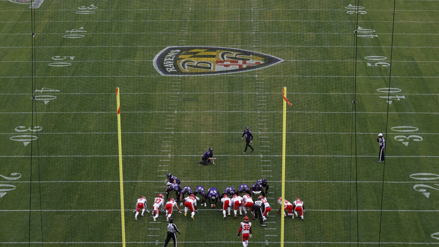  Kellen Moore on Justin Tucker: “There’s been some stuff that’s been unfortunate”