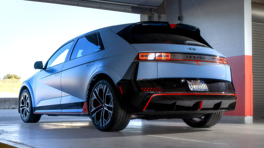  Apparently You Need Hyundai’s Permission To Change Your Own Brakes