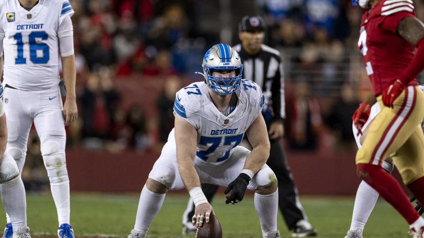  Lions officially reinstate Frank Ragnow