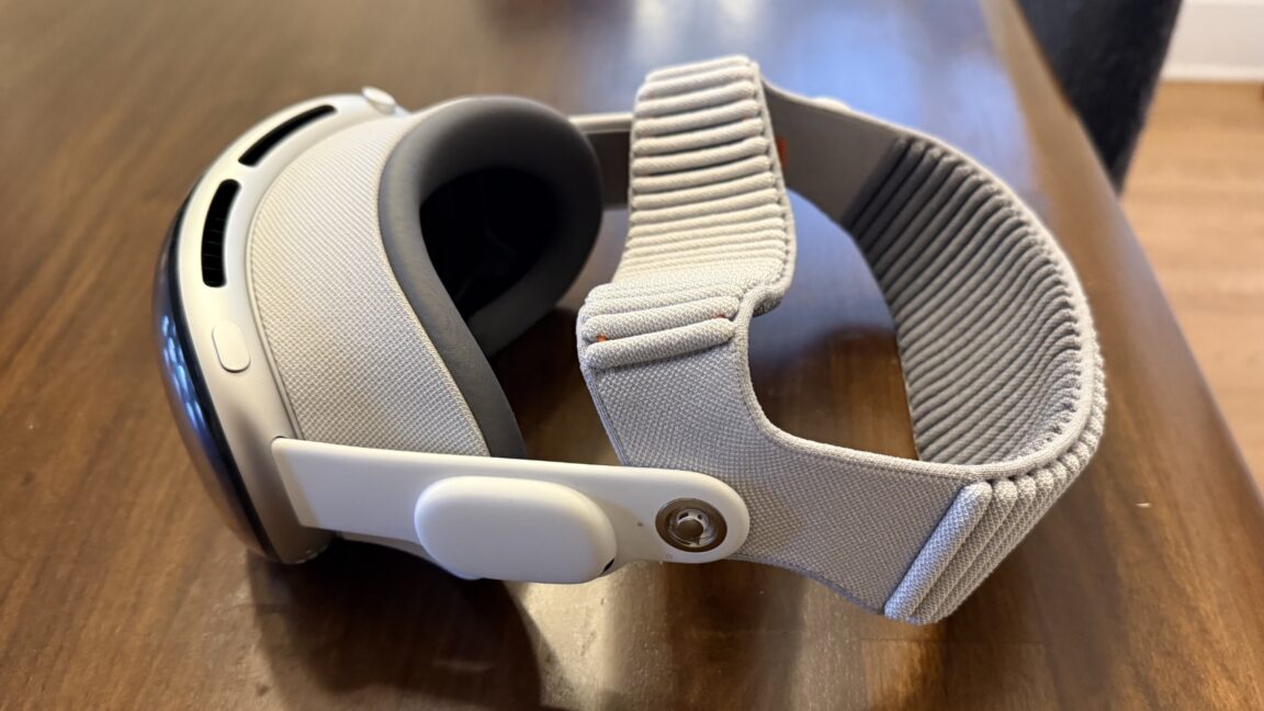  Vision Pro M5 review: It’s time for Apple to make some tough choices