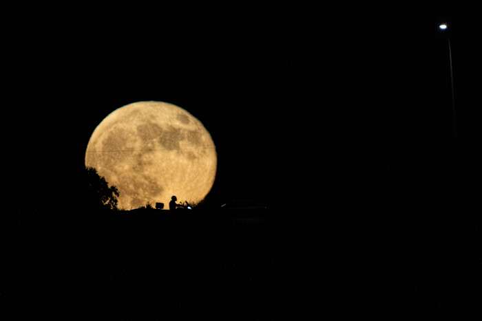  Biggest, brightest supermoon of the year in Metro Detroit — here’s the best time to see it