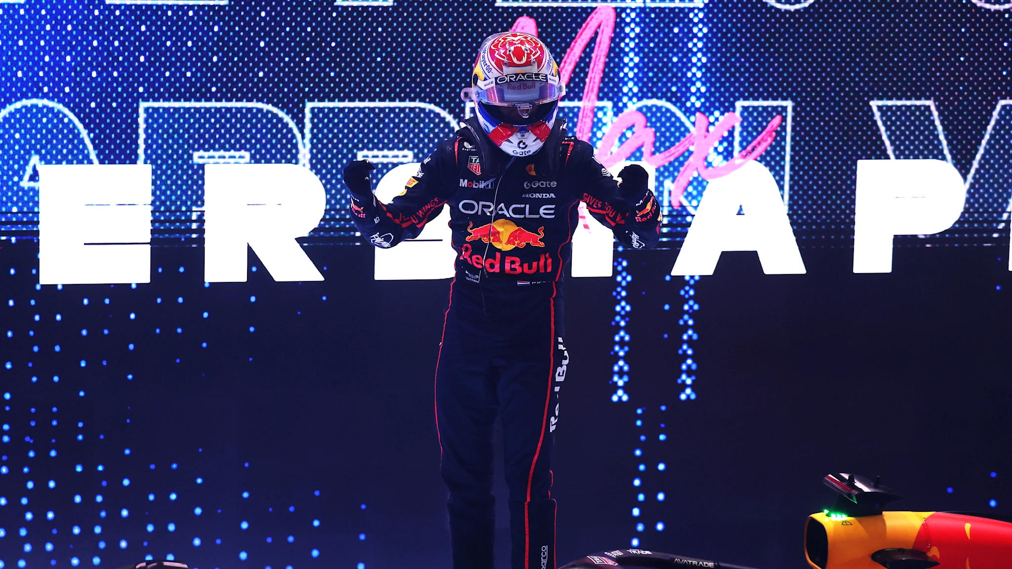  Max Verstappen wins Qatar GP as title battle goes to Abu Dhabi with Oscar Piastri second and Lando Norris only P4