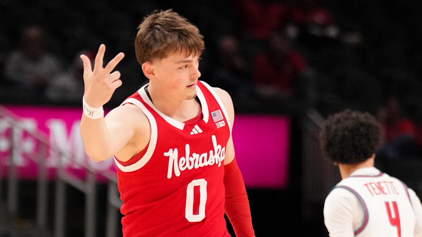  Nebraska Fights Off New Mexico to Advance to the Hall of Fame Classic Championship