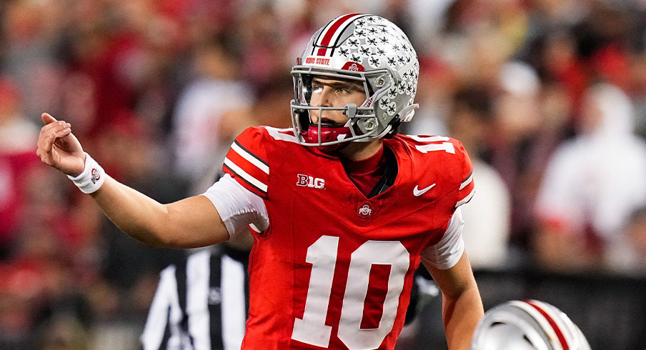  Ohio State Tops College Football Playoff Rankings for Third Consecutive Week