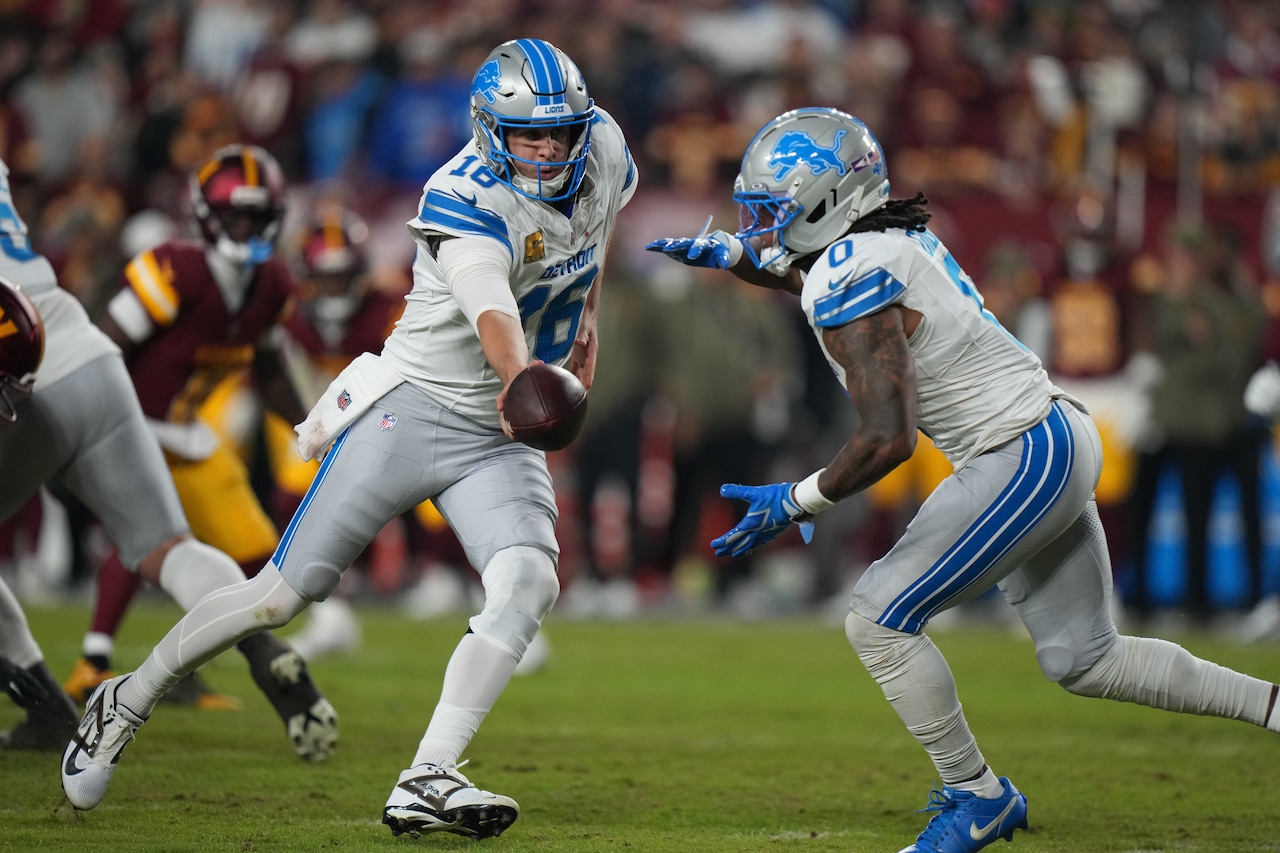  PFF grades, snap counts: Lions earn franchise’s highest mark on offense in Commanders rout