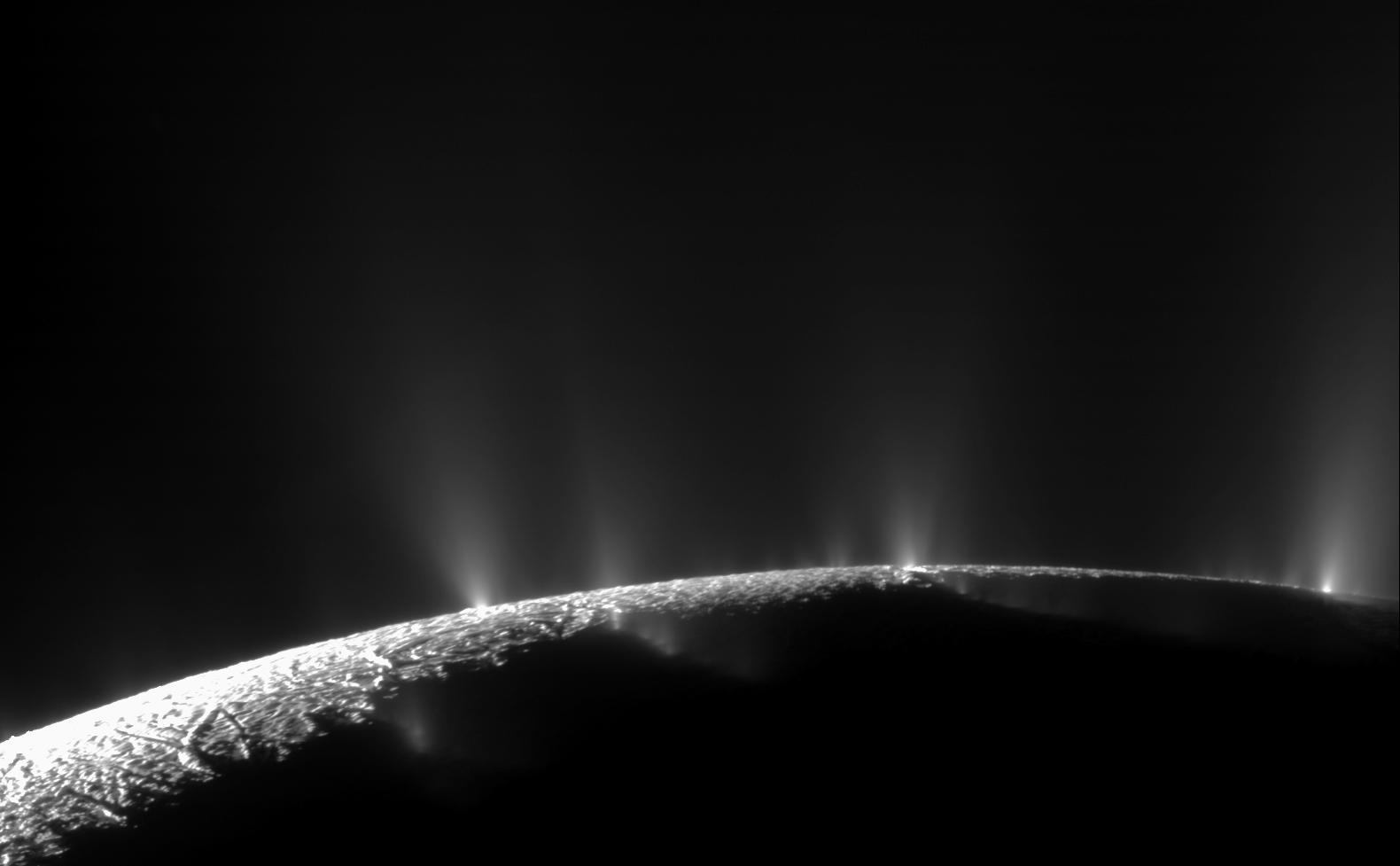  NASA Cassini Study Finds Organics ‘Fresh’ From Ocean of Enceladus