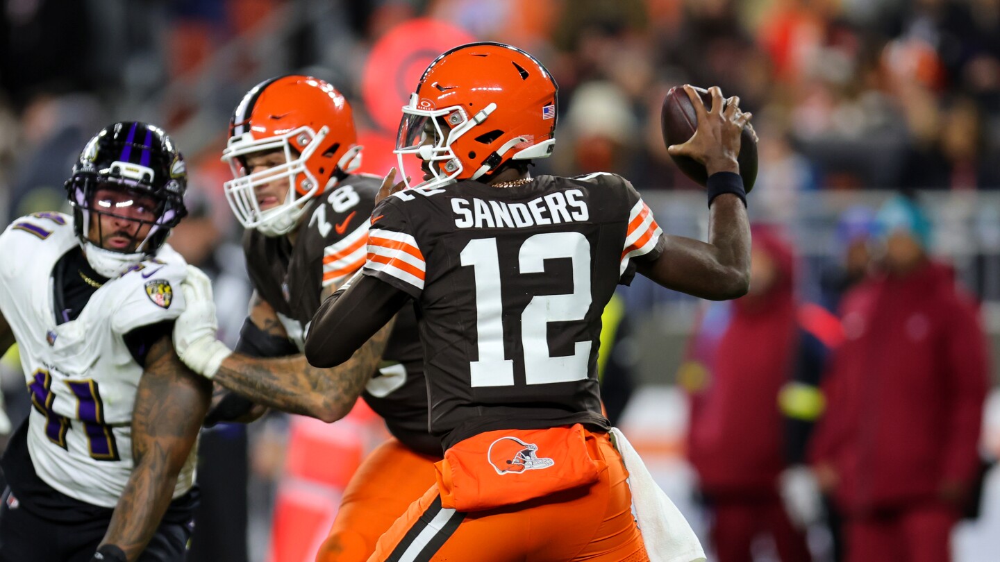  Roughly $200,000 in property was stolen from Shedeur Sanders’s home