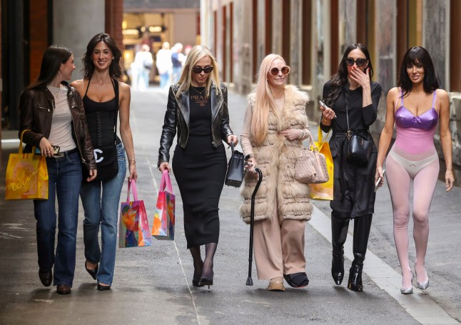 PREMIUM EXCLUSIVE: *NO DAILYMAIL ONLINE + NO TMZ* PREMIUM EXCLUSIVE: MUST CALL FOR FEES Keeping Up With The Censori's in Melbourne! Bianca Censori was spotted indulging in a luxury beauty shopping spree in Melbourne?s CBD, joined by her mother Alexandra, sister Angelina, and a group of female relatives. The Melbourne-born designer-turned-style icon turned heads in a daring lilac and blush-toned bodysuit as the group visited Mecca for a high-end cosmetics haul before strolling through the city?s iconic laneways. Flanked by her glam entourage, all dressed in sleek monochrome and fur-trimmed looks, Bianca looked relaxed and radiant, flashing a rare smile during the low-key family outing back on home turf. Pictured: bianca censori,alexandra censori,angelina censori Ref: BLU_S8732587 031125 PREMIUM EXCLUSIVE Picture by: Media-Mode / SplashNews.com Splash News and Pictures USA: 310-525-5808 UK: 020 8126 1009 eamteam@shutterstock.com World Rights, No Australia Rights, No New Zealand Rights