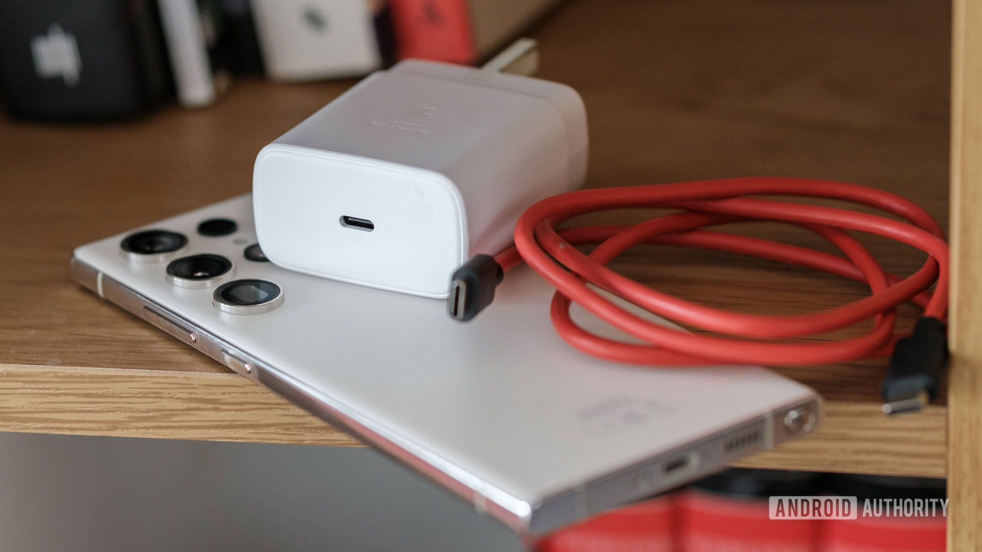  Samsung One UI 8.5 code teases Super Fast Charging 3.0