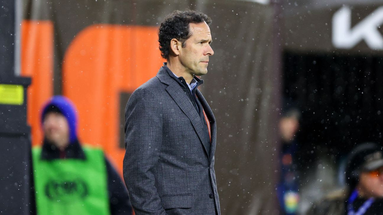  Sources: Rockies to hire DePodesta to run baseball operations