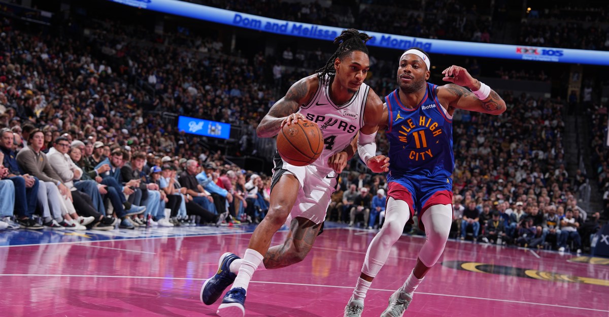  Spurs | Pounding The Rock