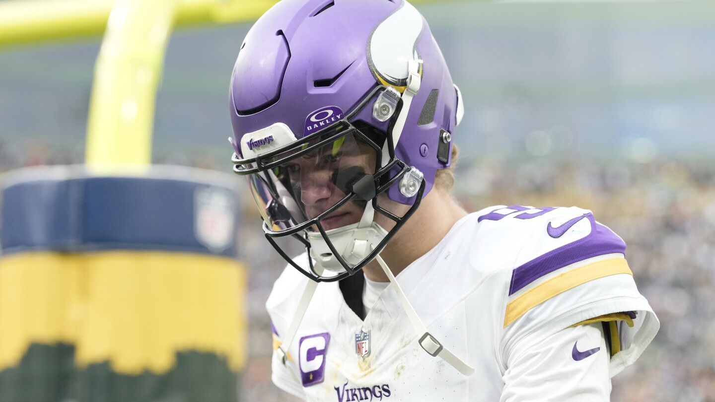  Sunday Aftermath: J.J. McCarthy’s free fall, Baker Mayfield’s injury and more