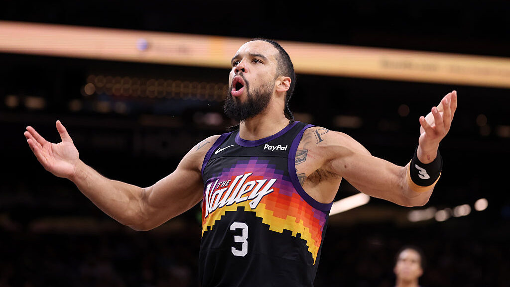  Suns reach new form, bulldoze Pacers for 5th straight win