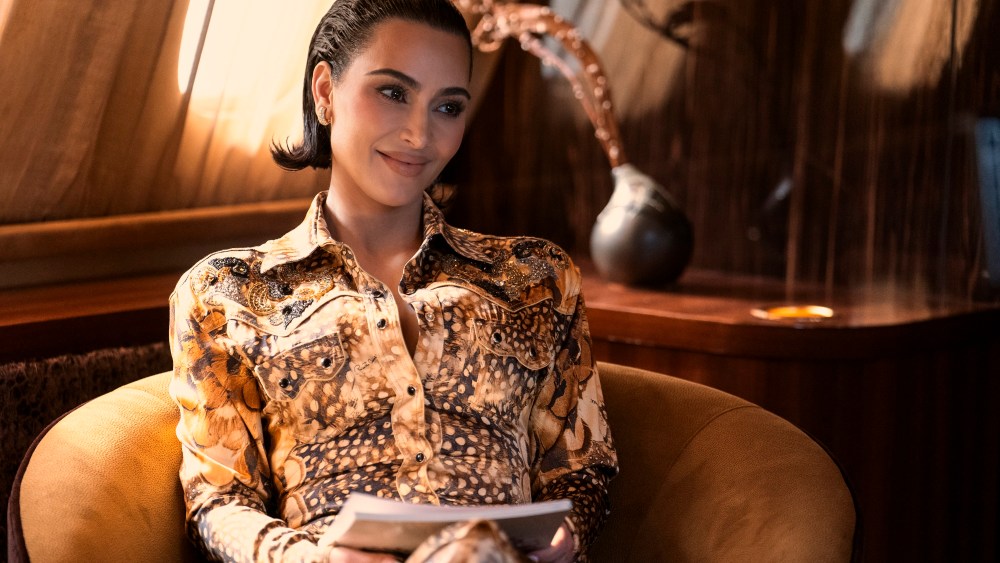  Kim Kardashian’s ‘All’s Fair’ Receives Zero-Star Review, Bad Reactions