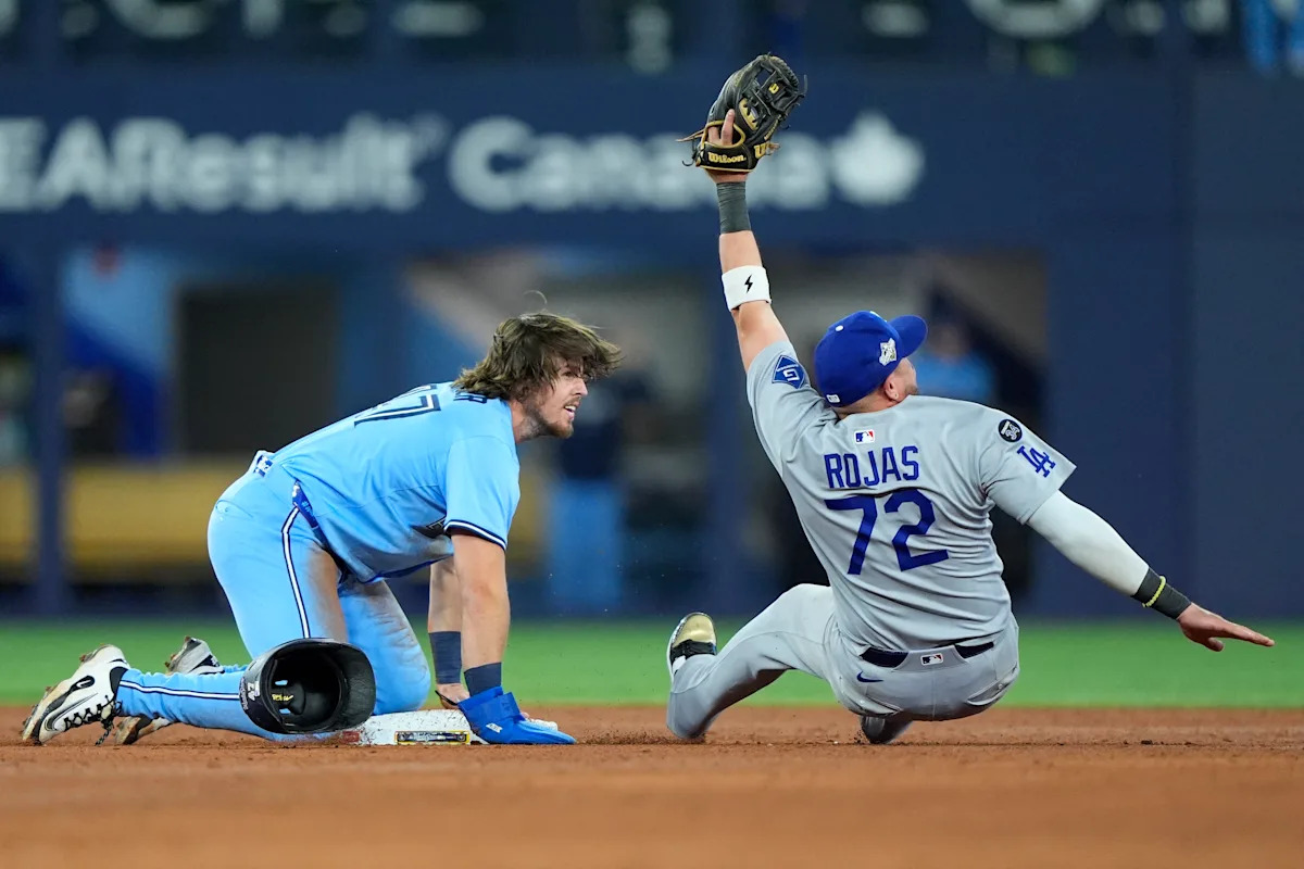  Toronto Blue Jays duped by heartbreaking Halloween trick — ball gets stuck in Rogers Centre wall, preventing a Game 6 tie