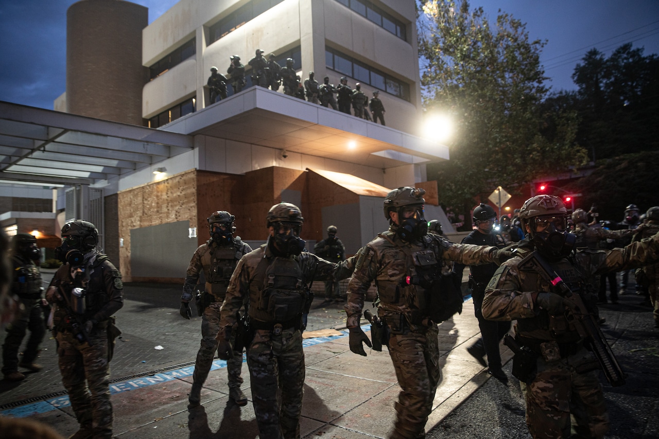  Judge bars National Guard deployment to Portland until her final ruling