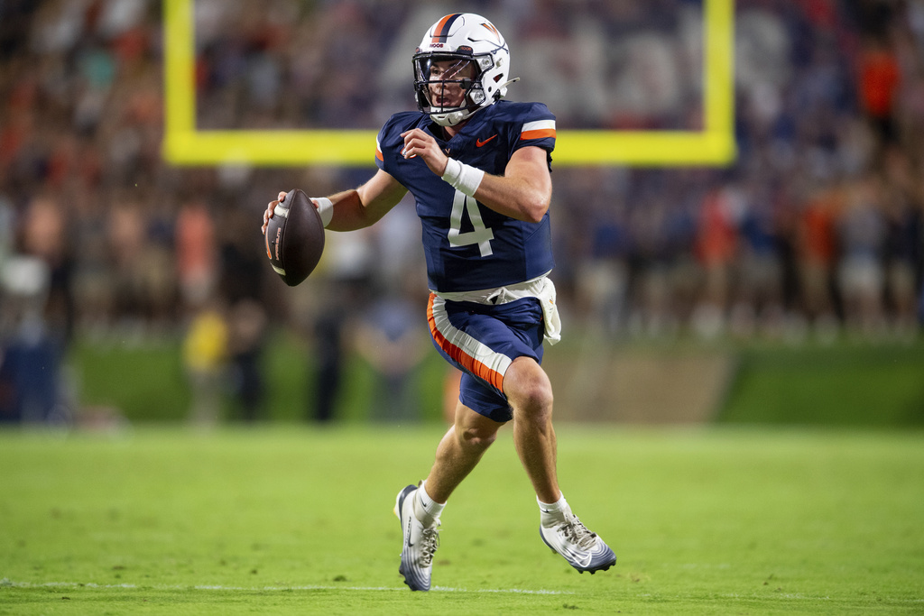  UVA QB Chandler Morris knocked out of Wake Forest game
