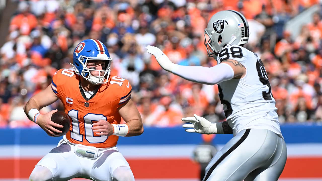  Upset and score predictions, matchup breakdowns for every game