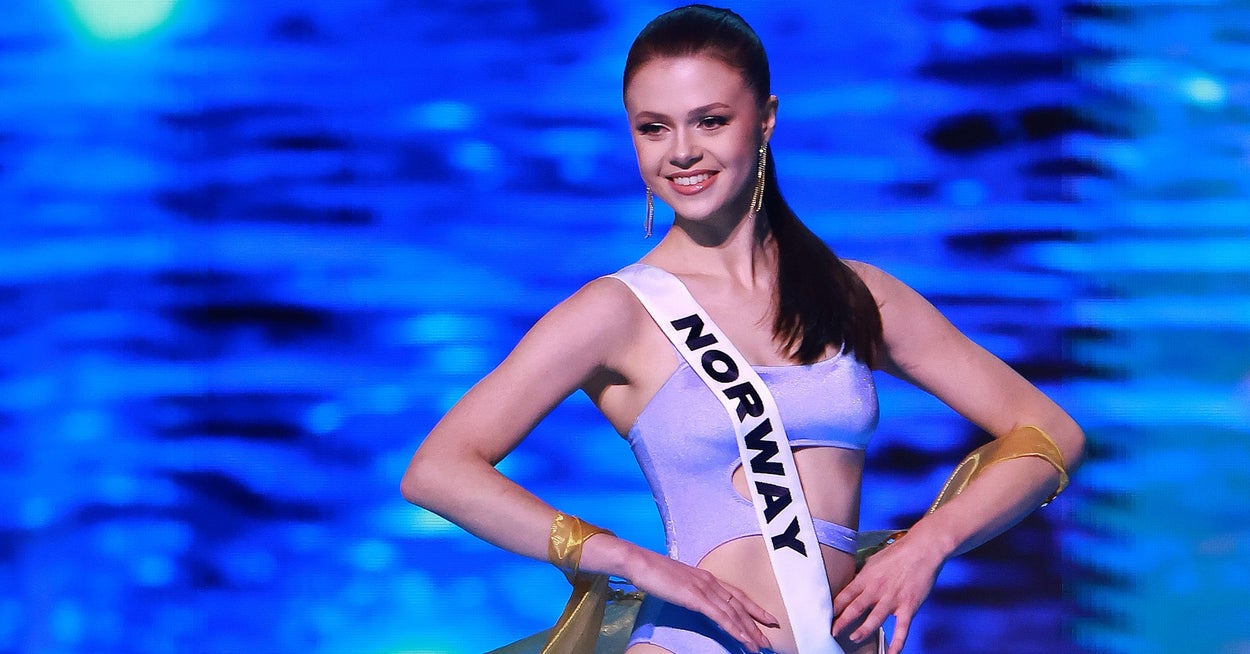  The Internet Is Completely Mesmerized By Miss Norway's Wild National Costume – BuzzFeed