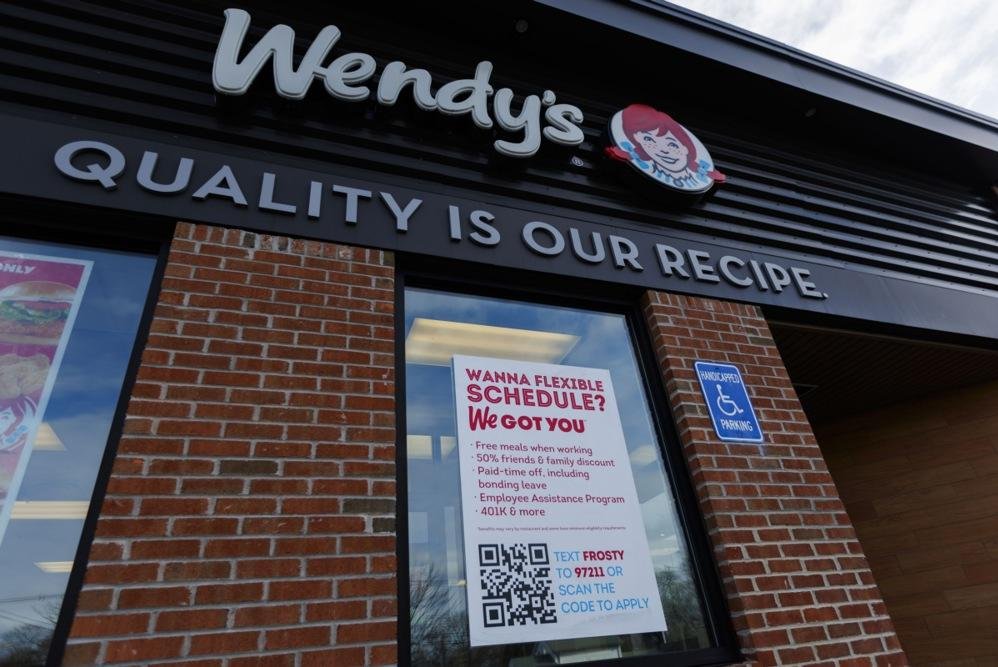  Wendy’s to close 300 ‘underperforming’ locations