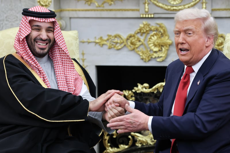 President Donald Trump (R) meets with Crown Prince and Prime Minister Mohammed bin Salman of Saudi Arabia