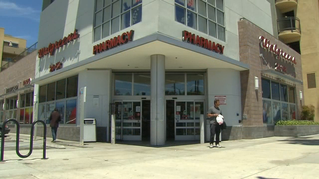  Major store chain cuts paid holidays including Christmas, Thanksgiving for hourly workers