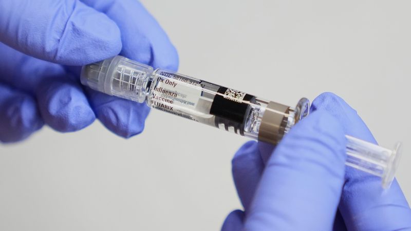  A new flu virus variant and lagging vaccinations may mean the US is in for a severe season