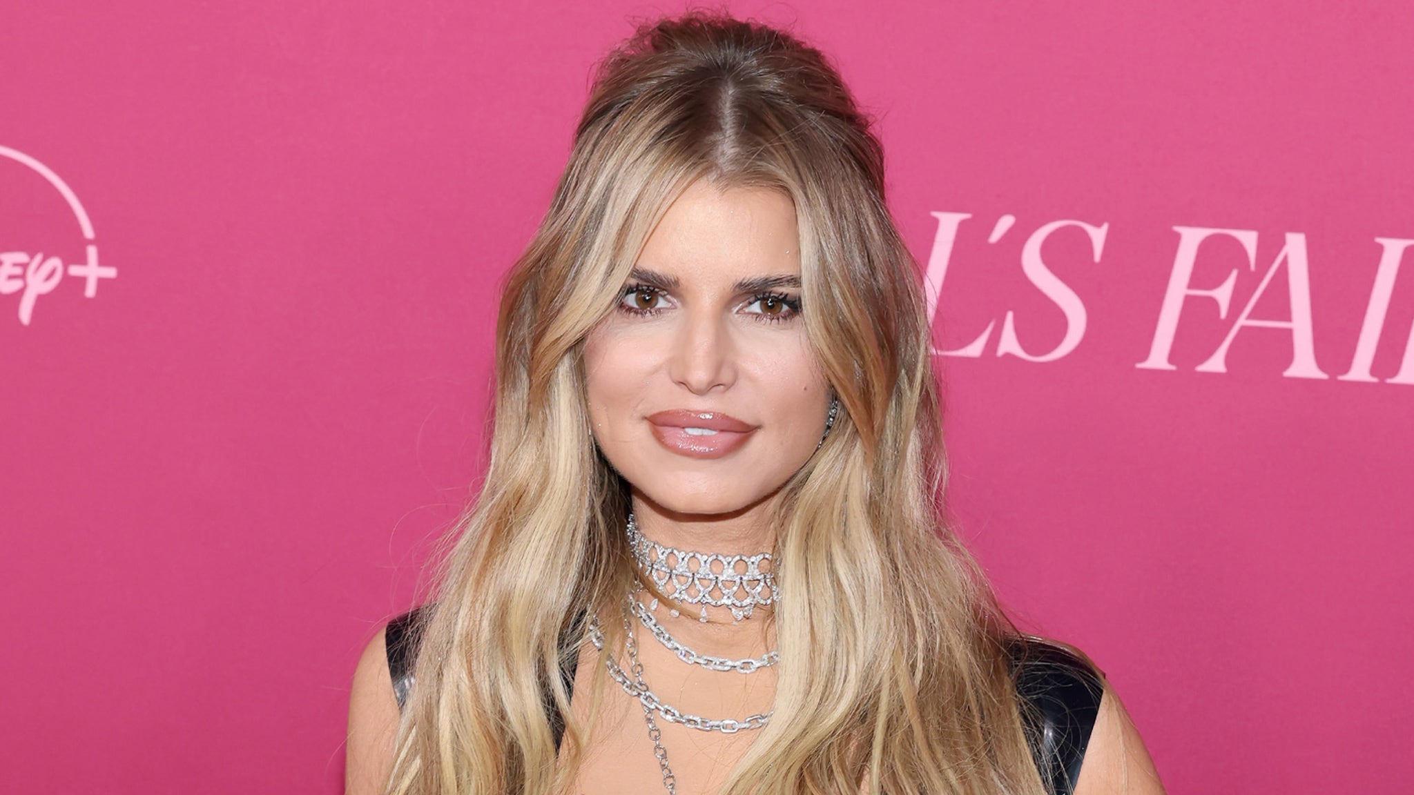  Jessica Simpson Marks 8 Years of Sobriety in Powerful Post: ‘Today I Am Clear’