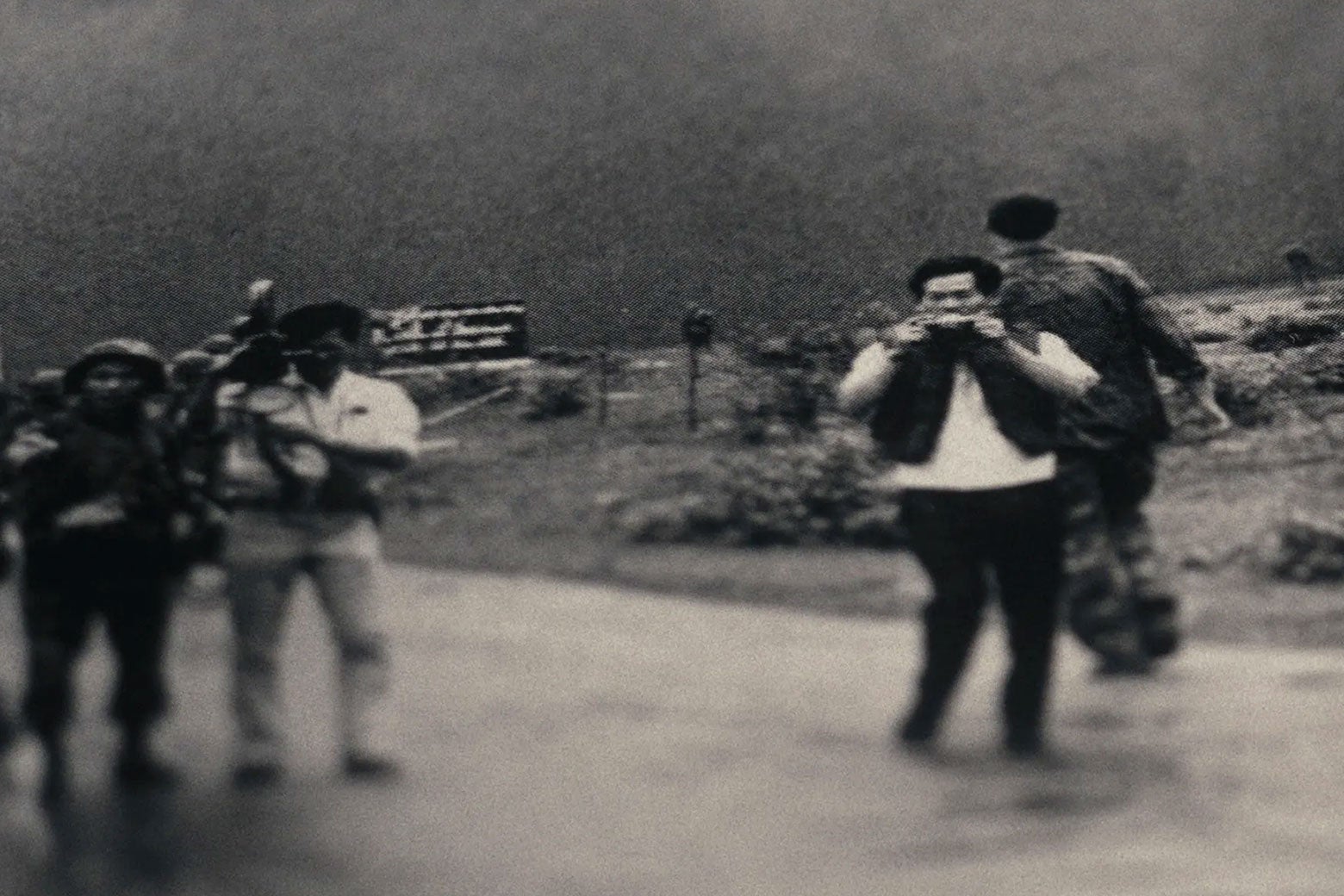  Netflix’s The Stringer questions the story behind Vietnam’s most famous photo.