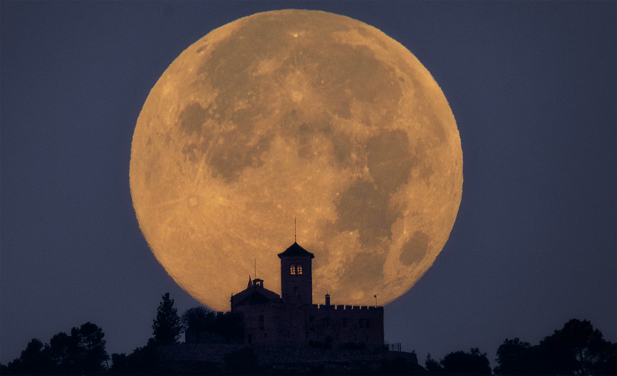  Beaver Moon: The closest supermoon of 2025 rises this week