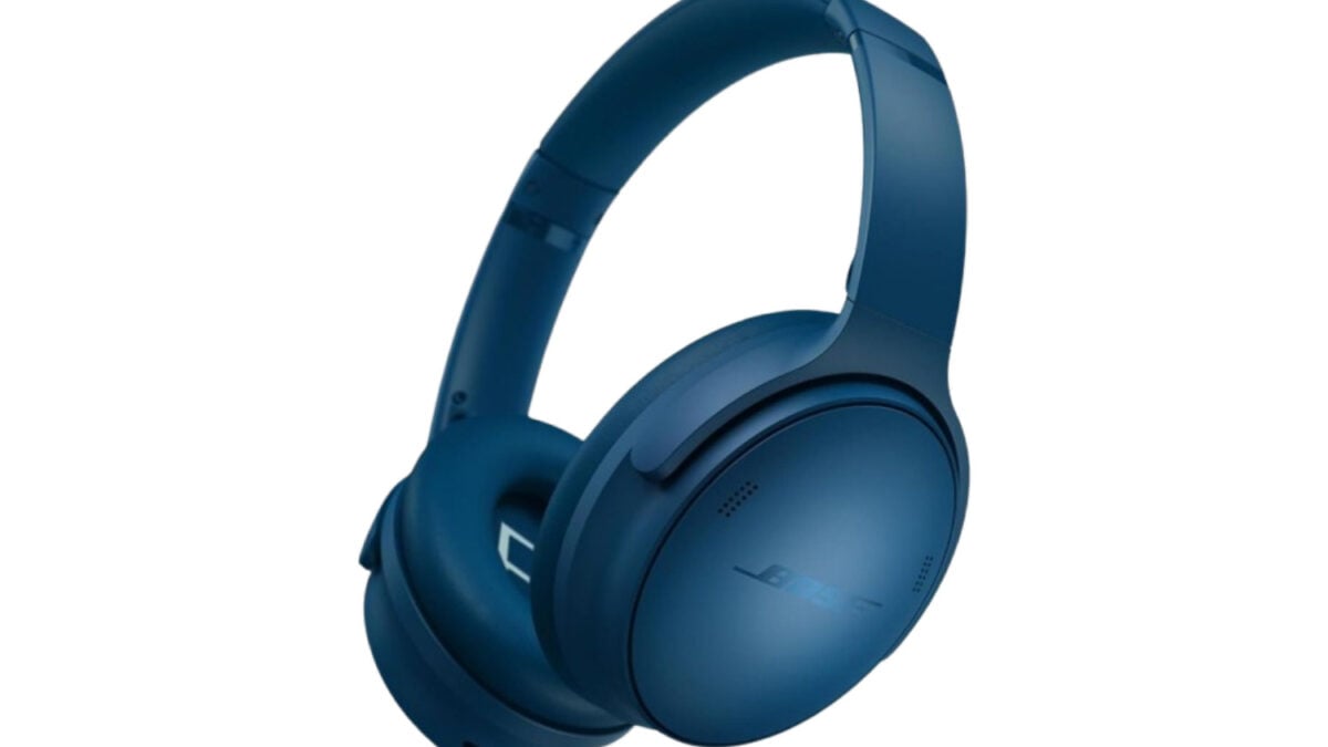  Bose Rushes to Clear Out Its QC Headphones Stock, Now Selling Them 3x Cheaper Than Direct Rivals Sony and Apple