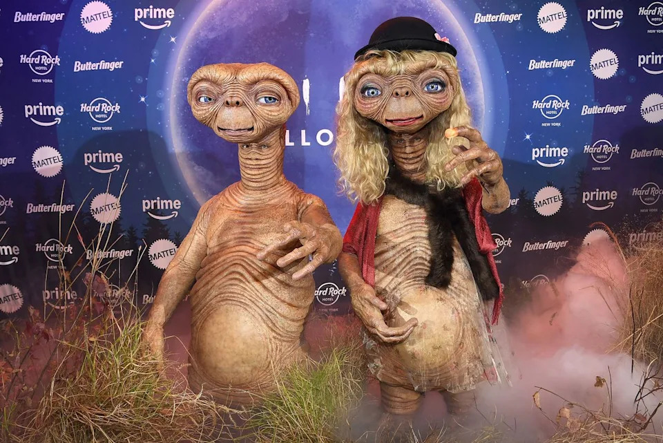  Noam Galai/Getty Tom Kaulitz and Heidi Klum in their 2024 Halloween costumes