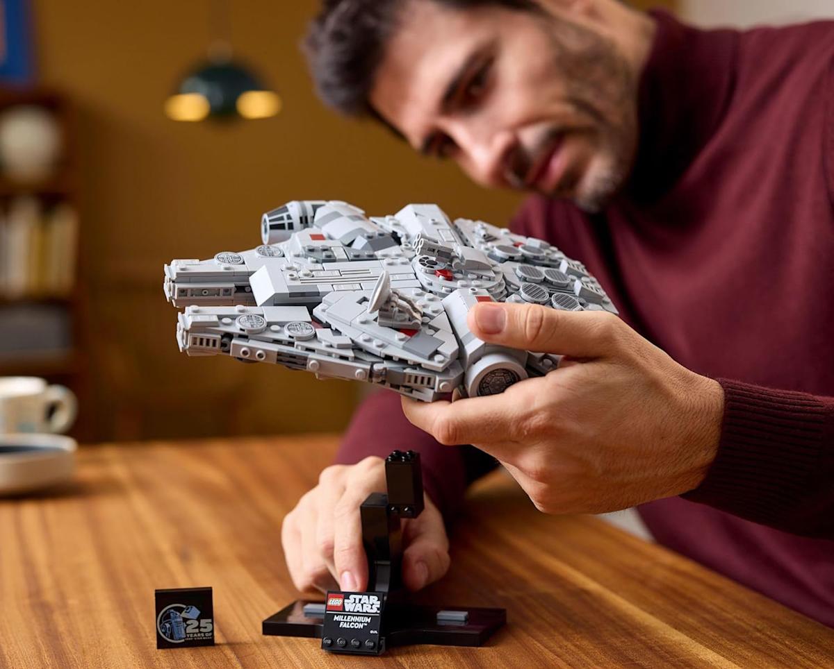  Lego Black Friday deals on Star Wars and Disney sets are up to 37 percent off ahead of the big sale