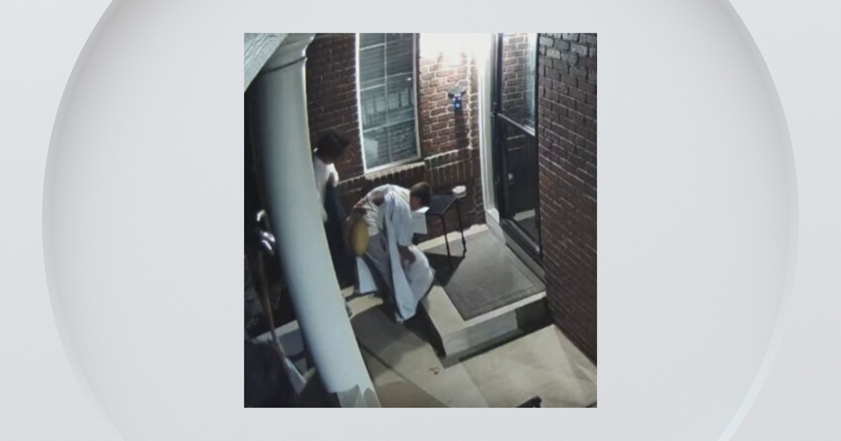  Doorbell video shows Colorado child refilling empty bowl with his own Halloween candy