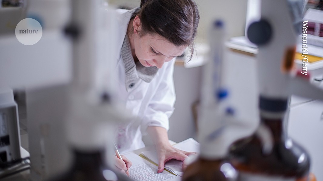  Women seem to retract fewer papers than men — but why?