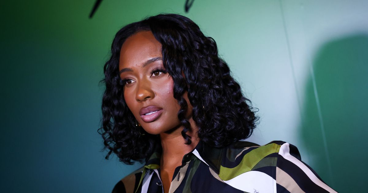  Kayla Nicole Apologized for Her Tweets