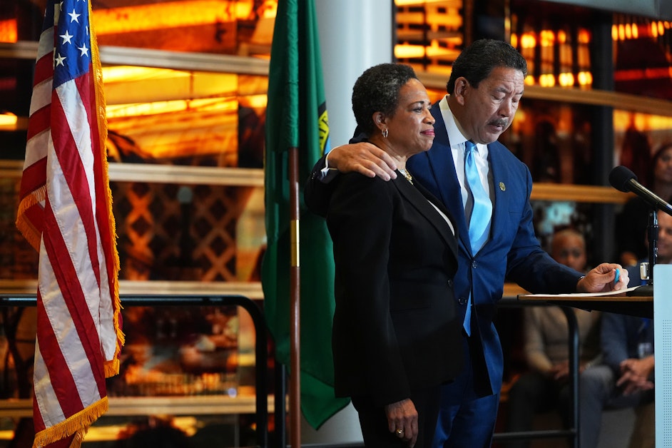  Bruce Harrell concedes Seattle mayoral race to Katie Wilson