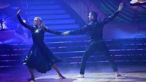 dwts-elaine-hendrix-alan-bernsten-disney