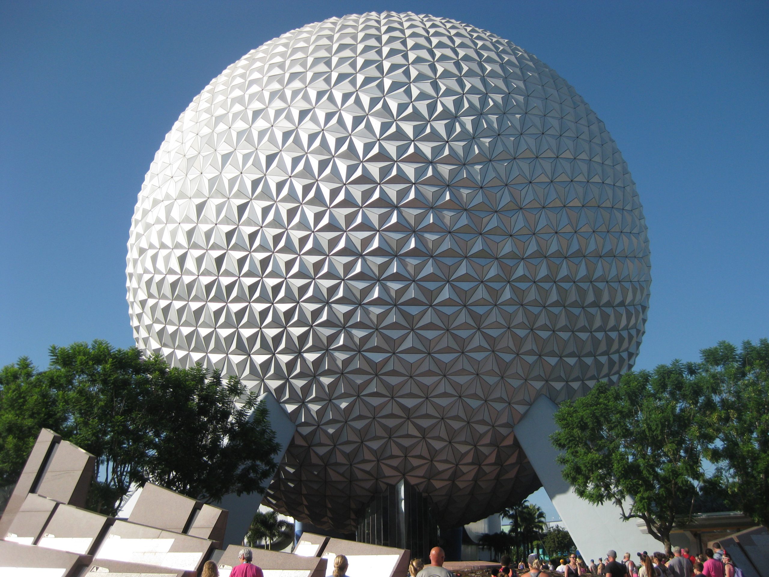  Family heavily fined for taking kids on Disney World trip during school