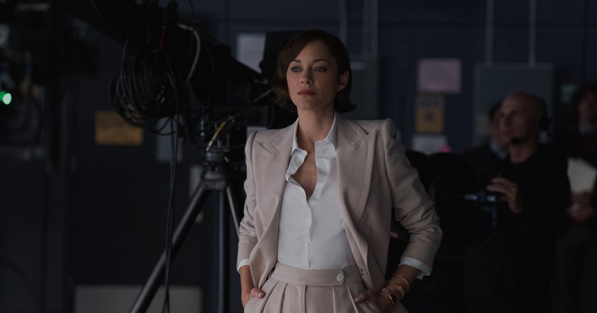  Marion Cotillard Slo-mo Ran Away With ‘The Morning Show’