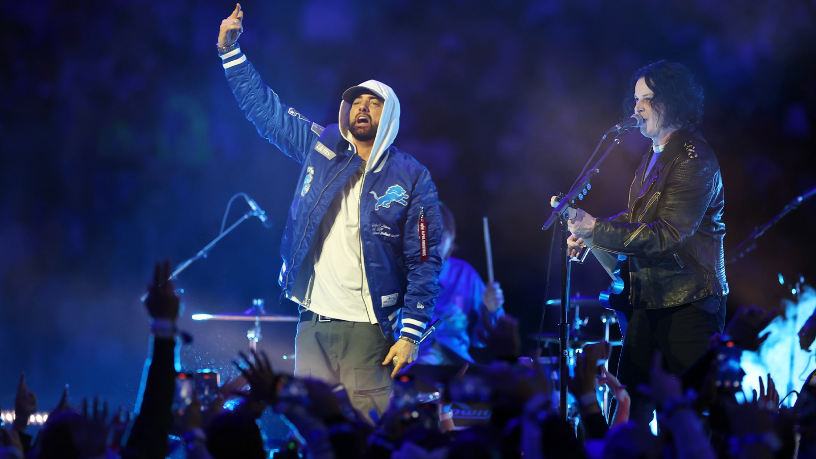  Jack White and Eminem Perform Detroit Lions’ Thanksgiving Day Classic: Watch