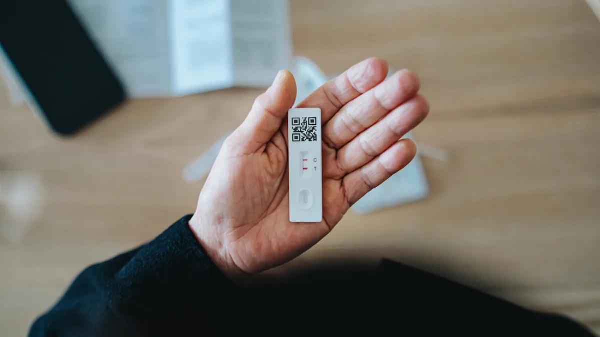  These Are the 4 Most Common COVID Symptoms Doctors Are Seeing Right Now