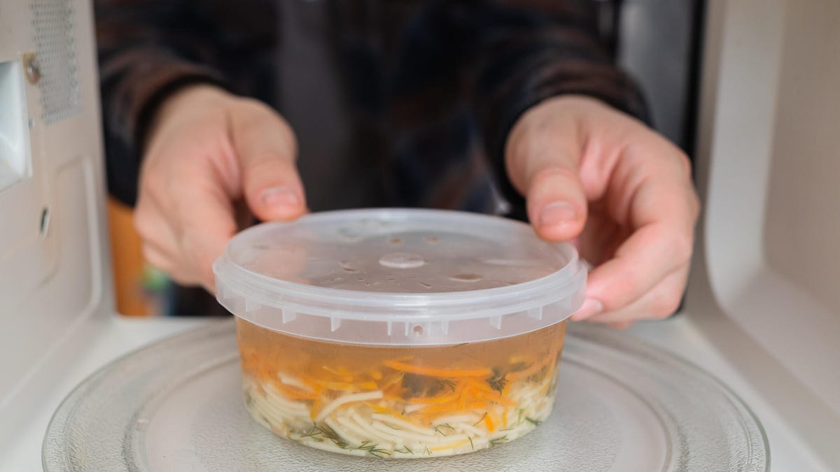  Is It Ever Safe to Put Plastic in the Microwave? Here’s What Experts Told Me