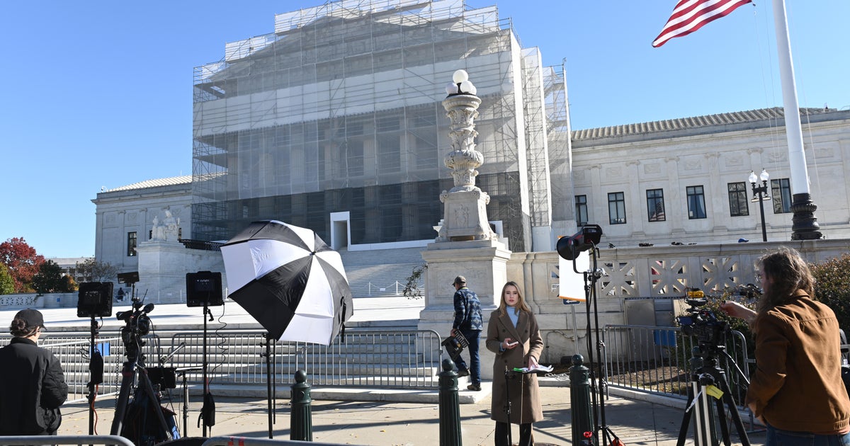  Supreme Court turns away dispute over pregame prayer at high school football games