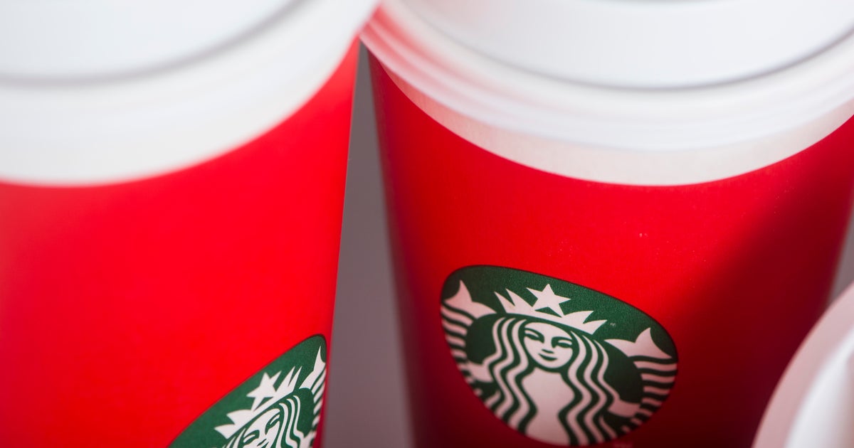  Starbucks’ holiday menu includes $30 “bearista” mug already reselling on eBay for $300